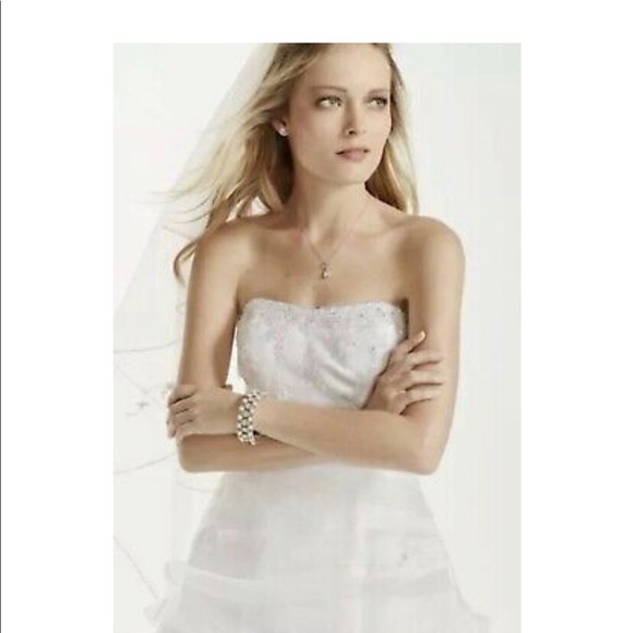 Amazing brand new with tags David’s Bridal - Picture 3 of 5